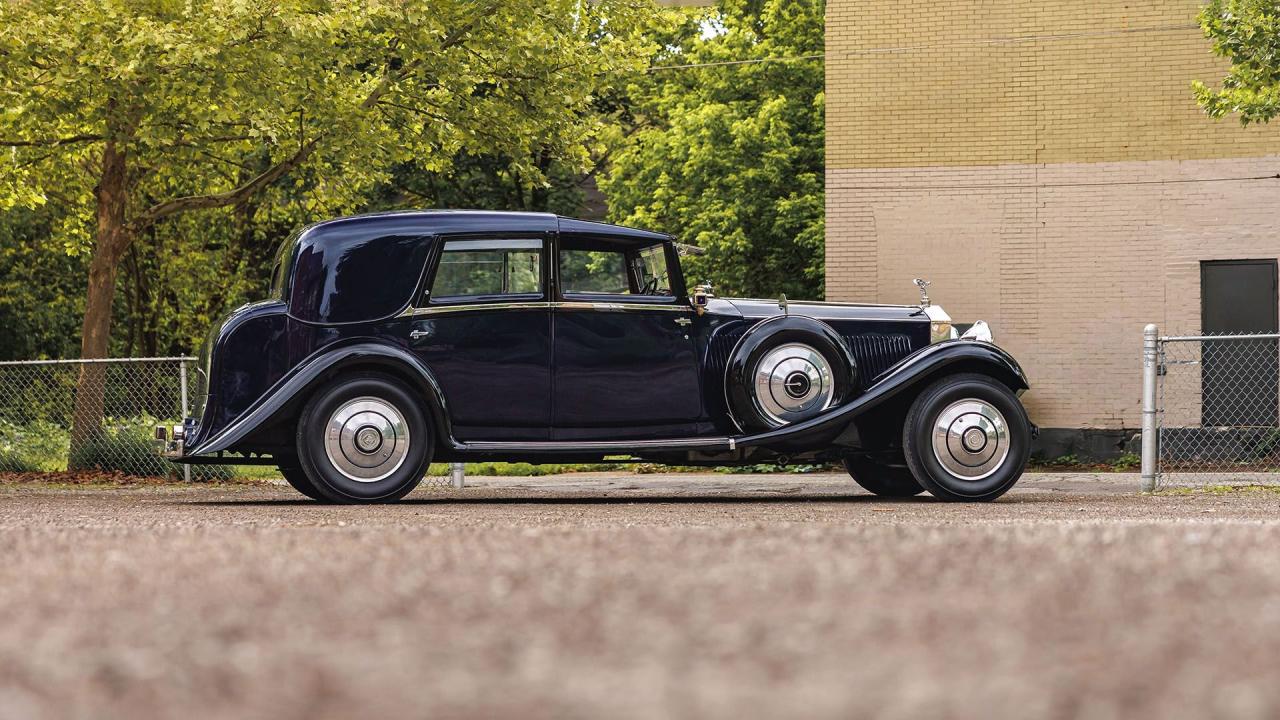 1934 Rolls - Royce Phantom II Barker Sedanca de Ville