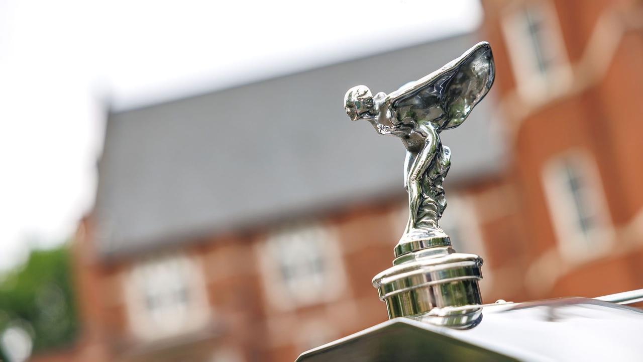 1934 Rolls - Royce Phantom II Barker Sedanca de Ville