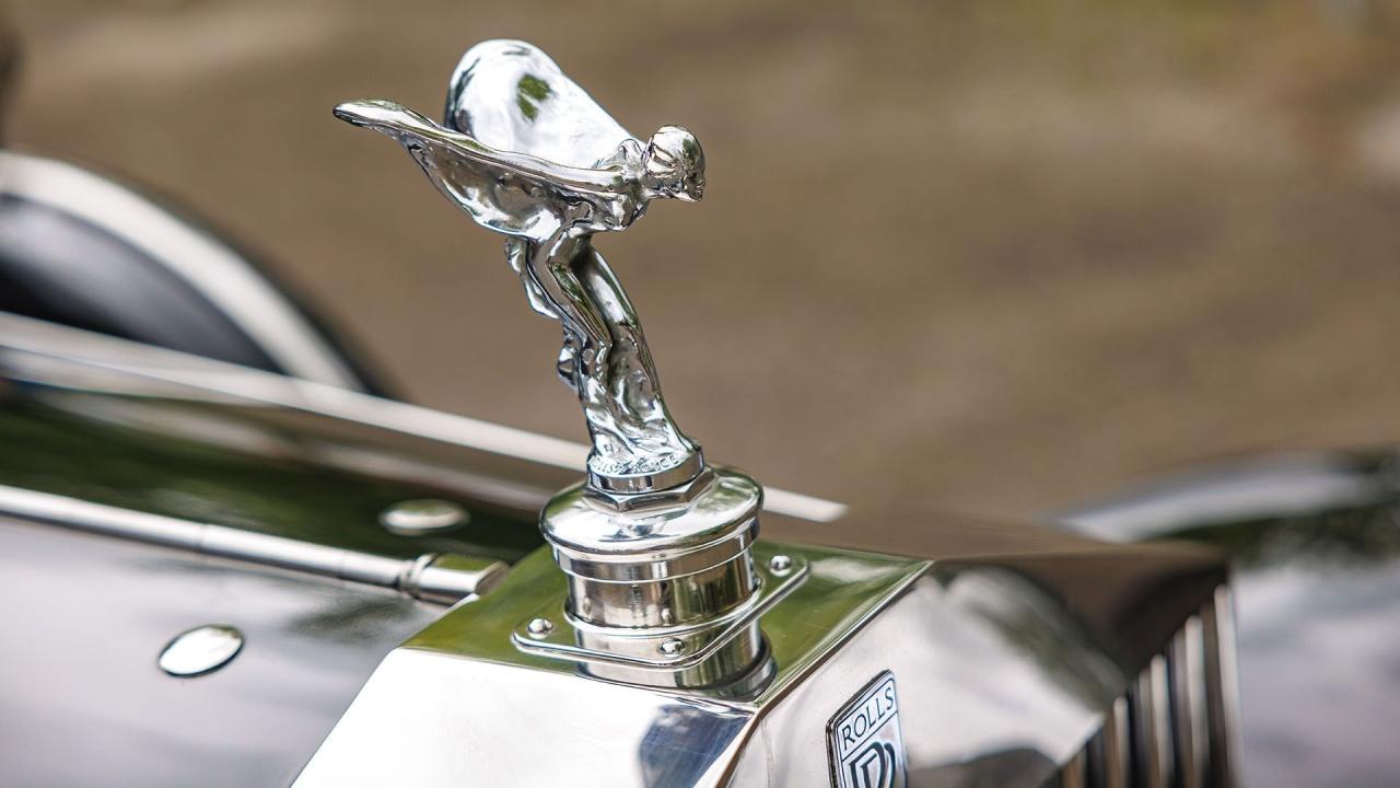 1934 Rolls - Royce Phantom II Barker Sedanca de Ville