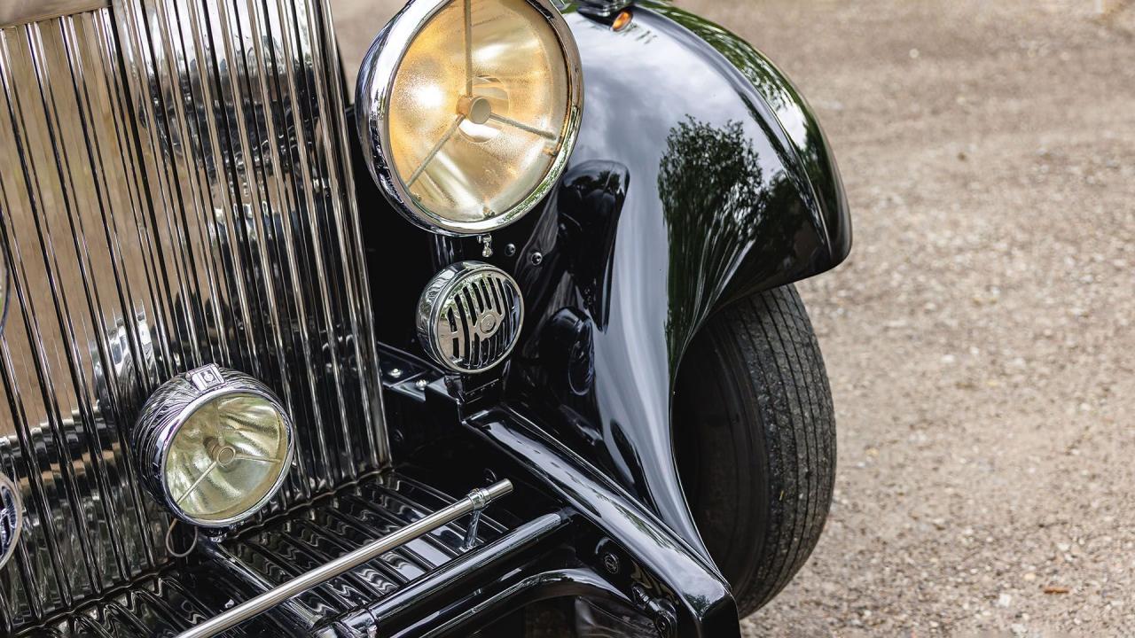 1934 Rolls - Royce Phantom II Barker Sedanca de Ville