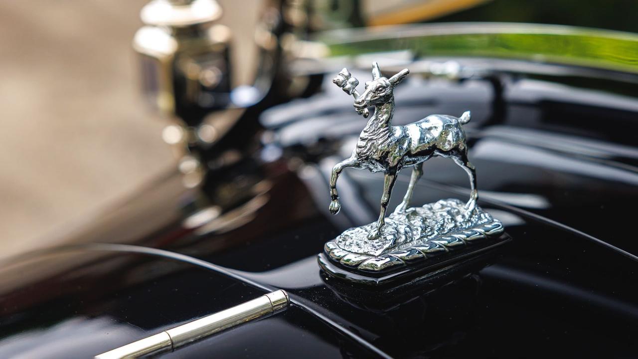1934 Rolls - Royce Phantom II Barker Sedanca de Ville