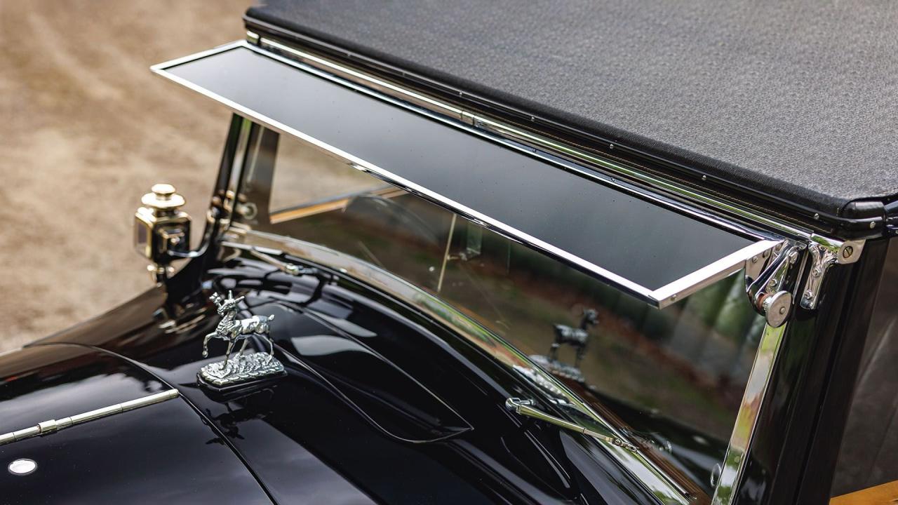 1934 Rolls - Royce Phantom II Barker Sedanca de Ville