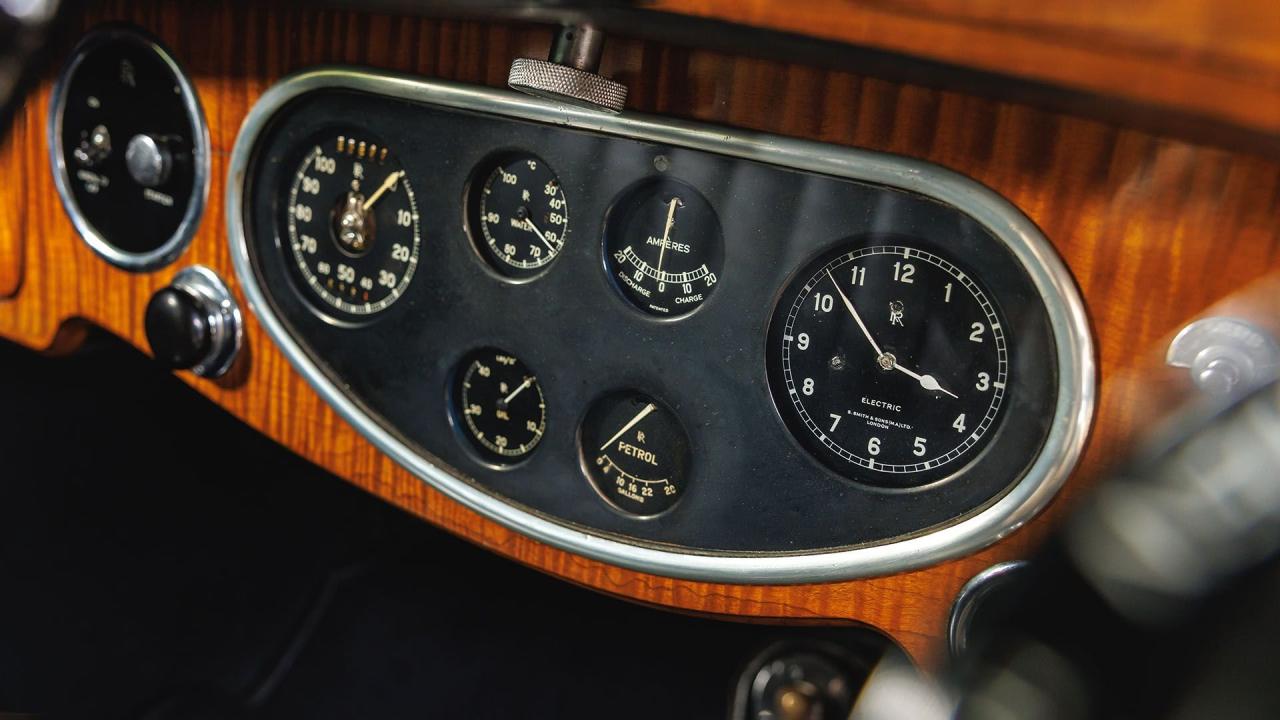 1934 Rolls - Royce Phantom II Barker Sedanca de Ville