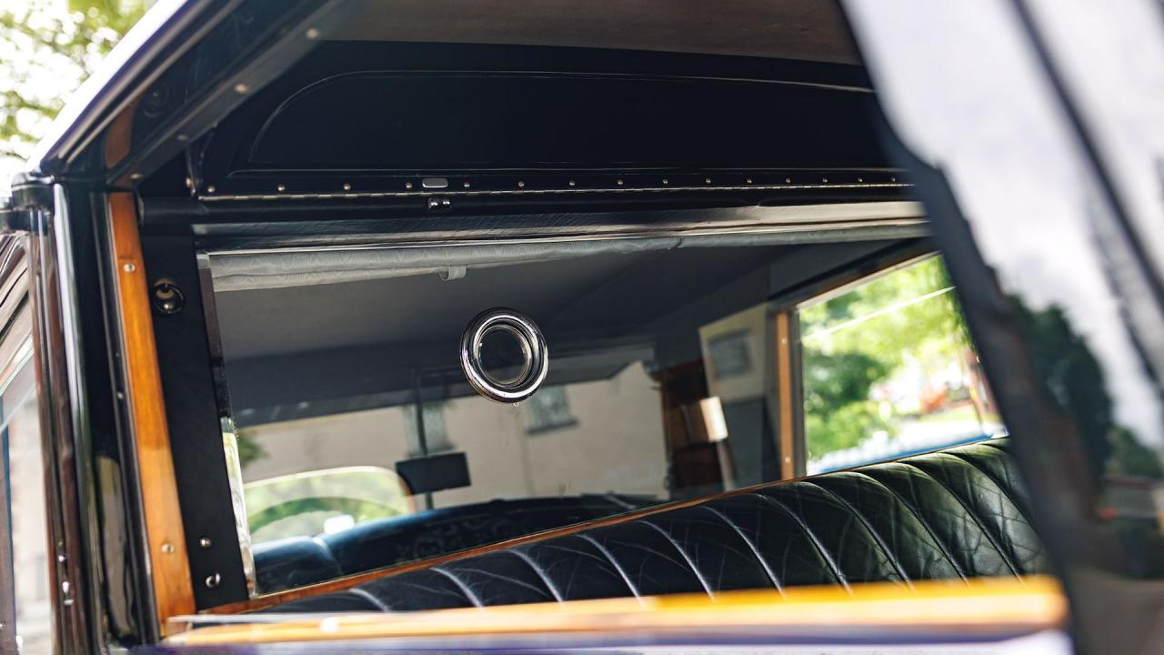 1934 Rolls - Royce Phantom II Barker Sedanca de Ville