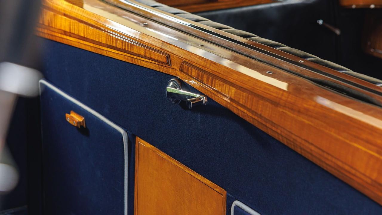 1934 Rolls - Royce Phantom II Barker Sedanca de Ville