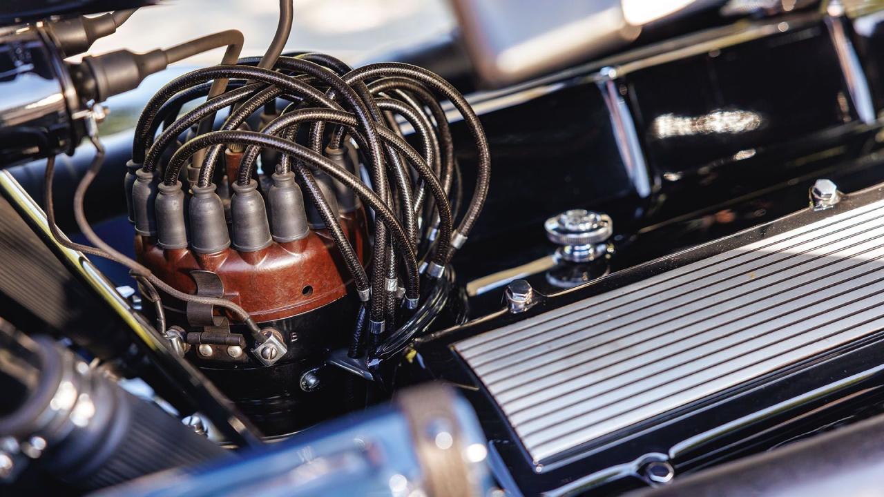 1936 Cadillac Series 90 V-16 Five-Passenger Town Sedan