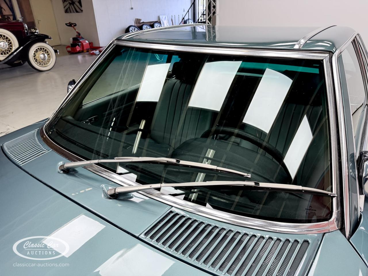 1984 Mercedes - Benz 500