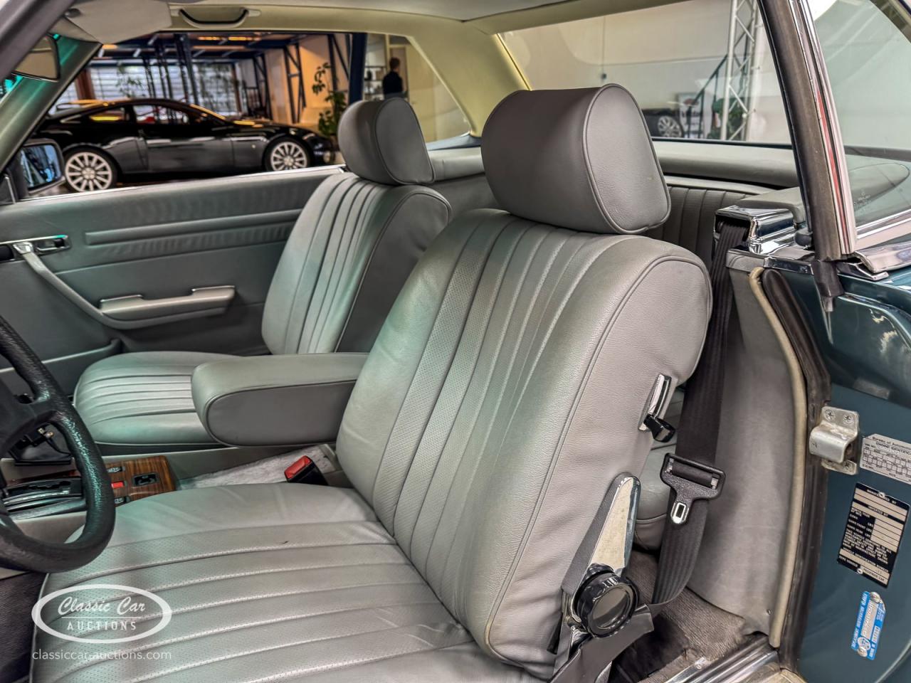 1984 Mercedes - Benz 500