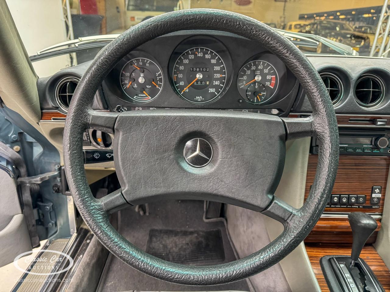1984 Mercedes - Benz 500