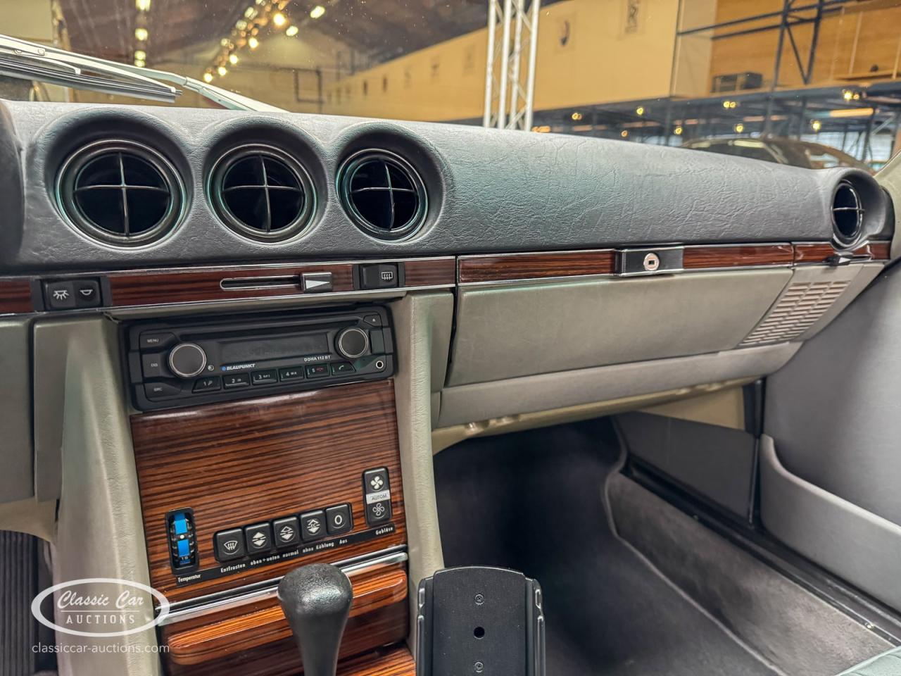 1984 Mercedes - Benz 500