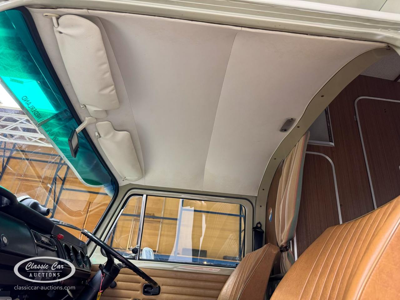 1976 Volkswagen T2