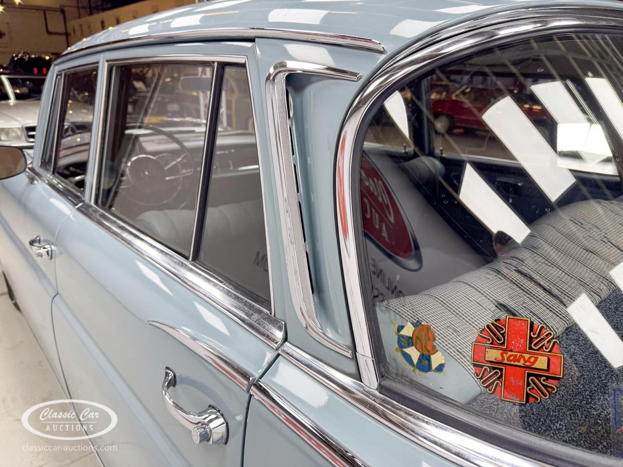 1965 Mercedes - Benz 230S