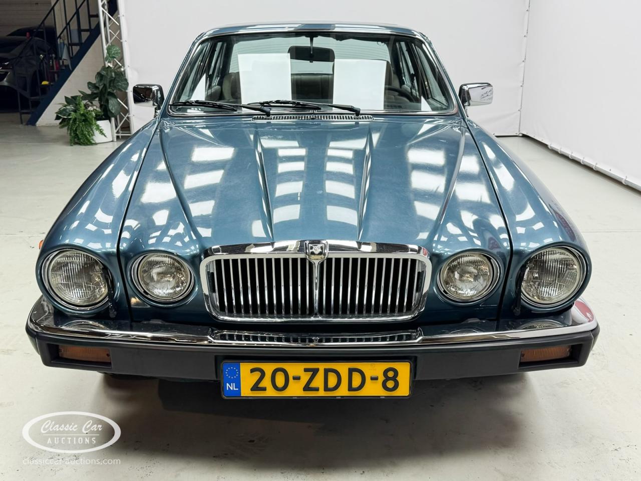 1985 Jaguar XJ6