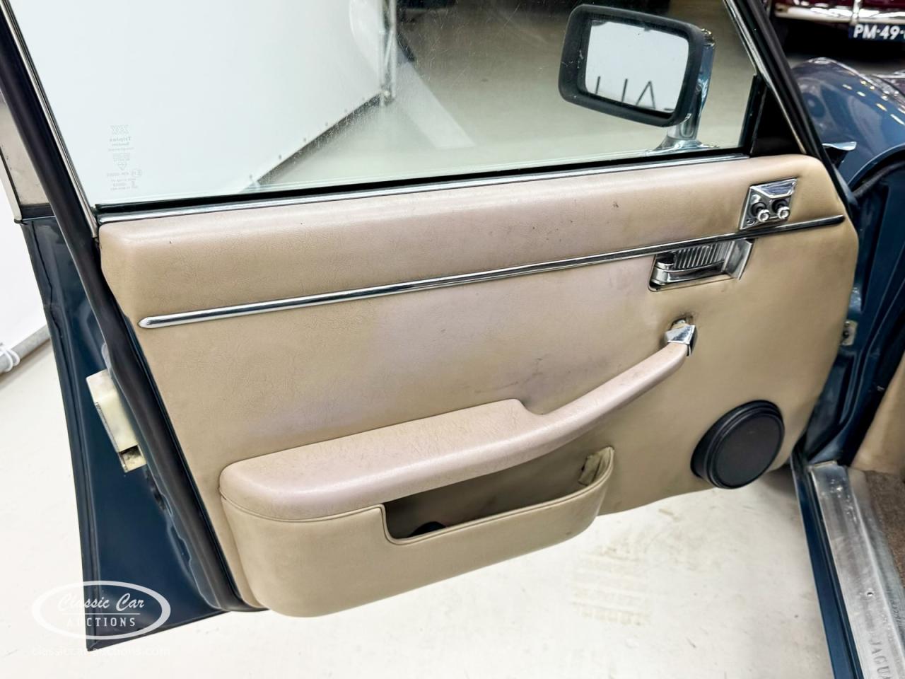 1985 Jaguar XJ6