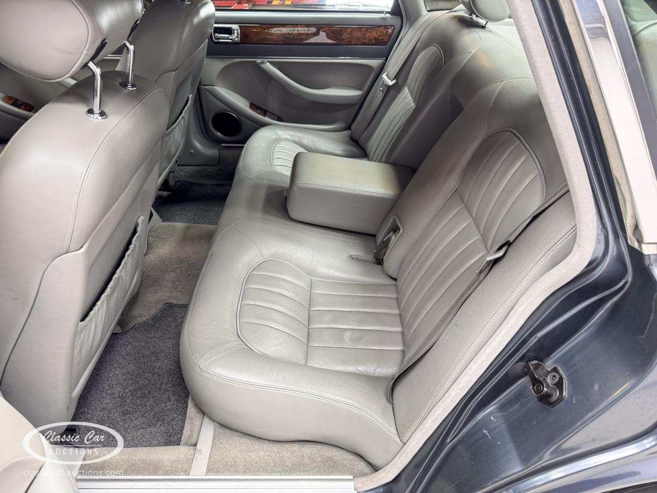 1995 Jaguar XJ6