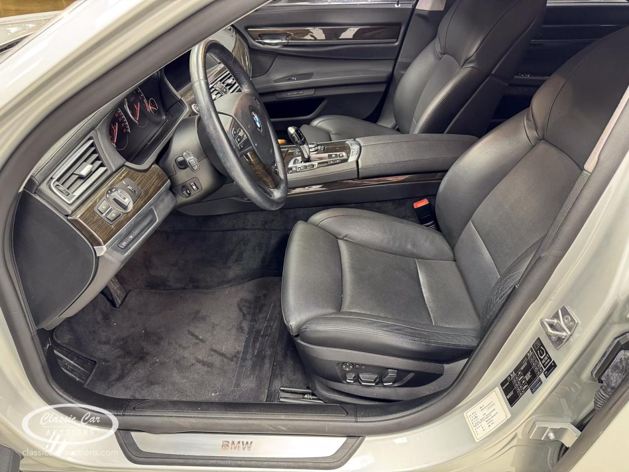 2009 BMW 750