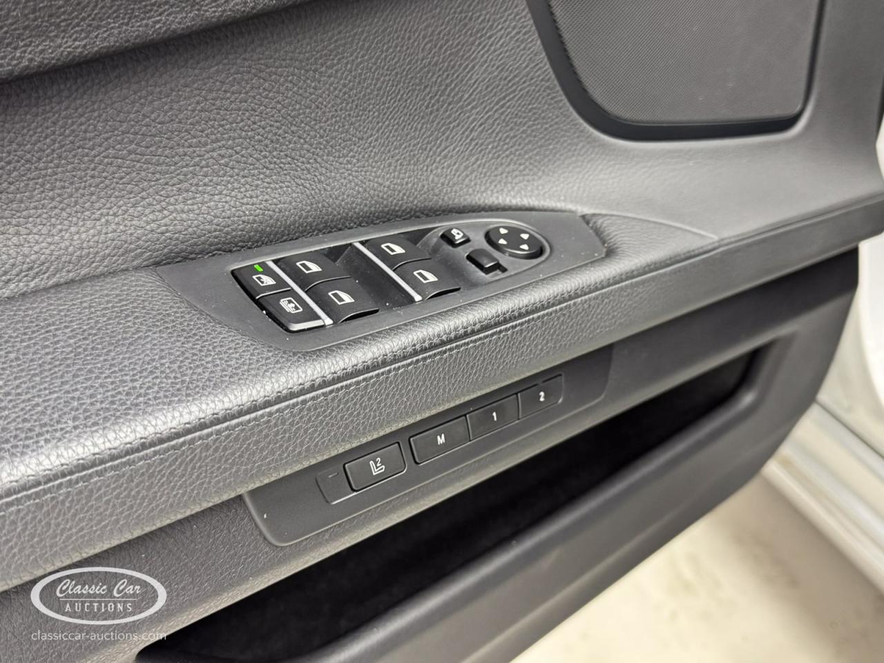 2009 BMW 750