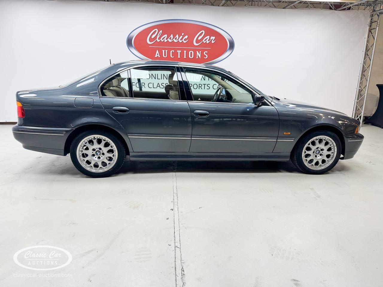 2001 BMW 535i