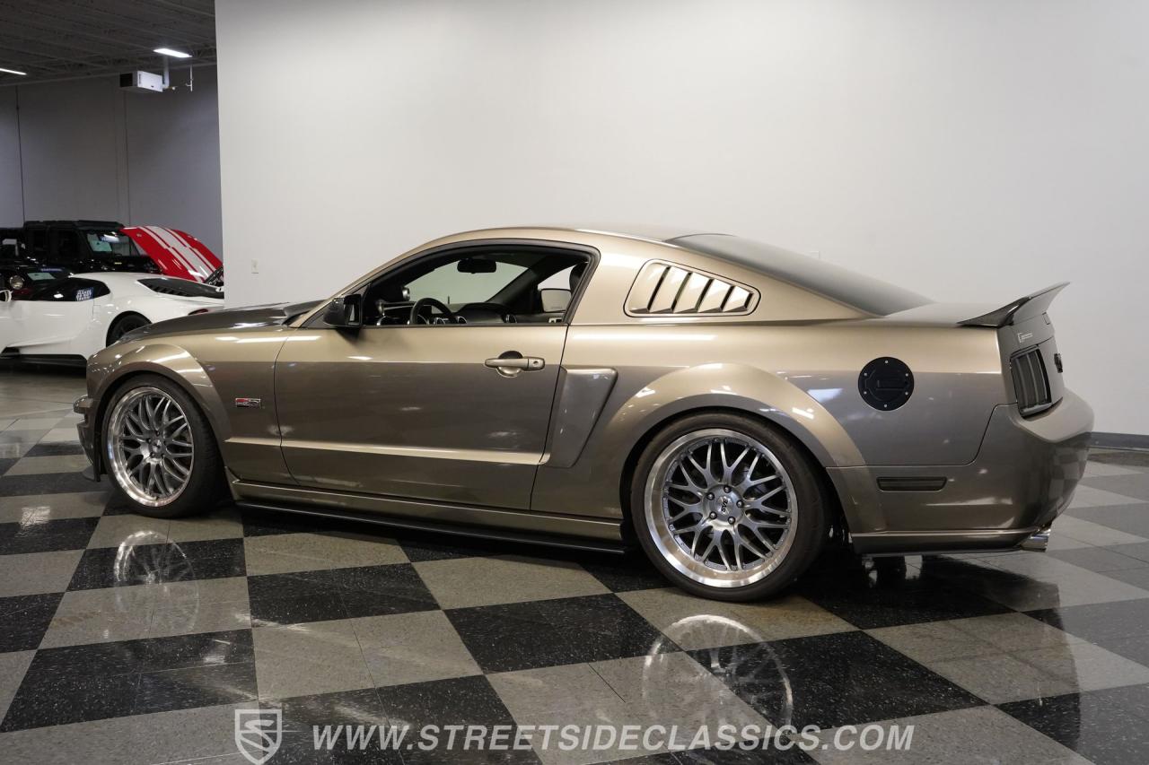 2005 Ford Mustang GT Supercharged
