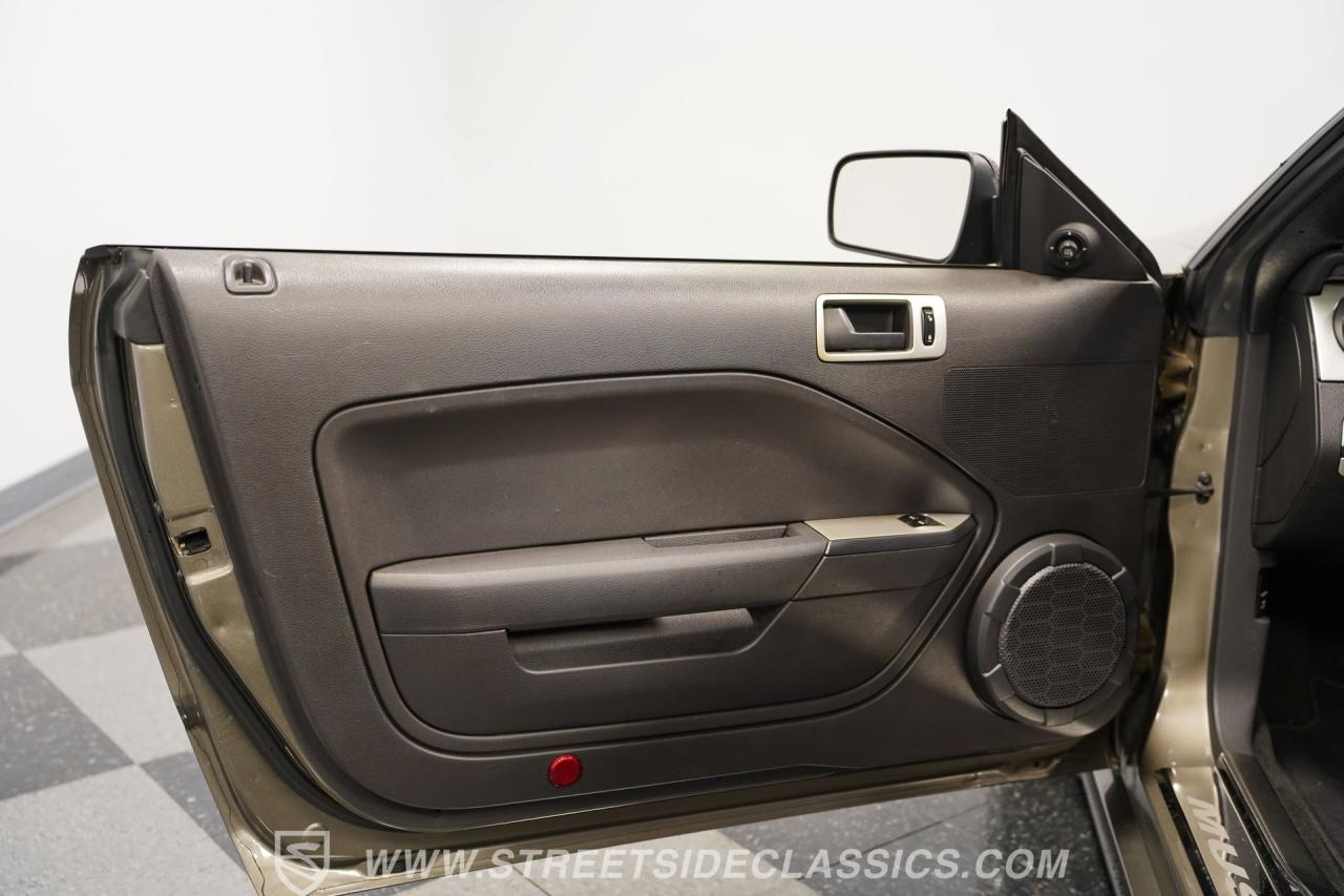 2005 Ford Mustang GT Supercharged