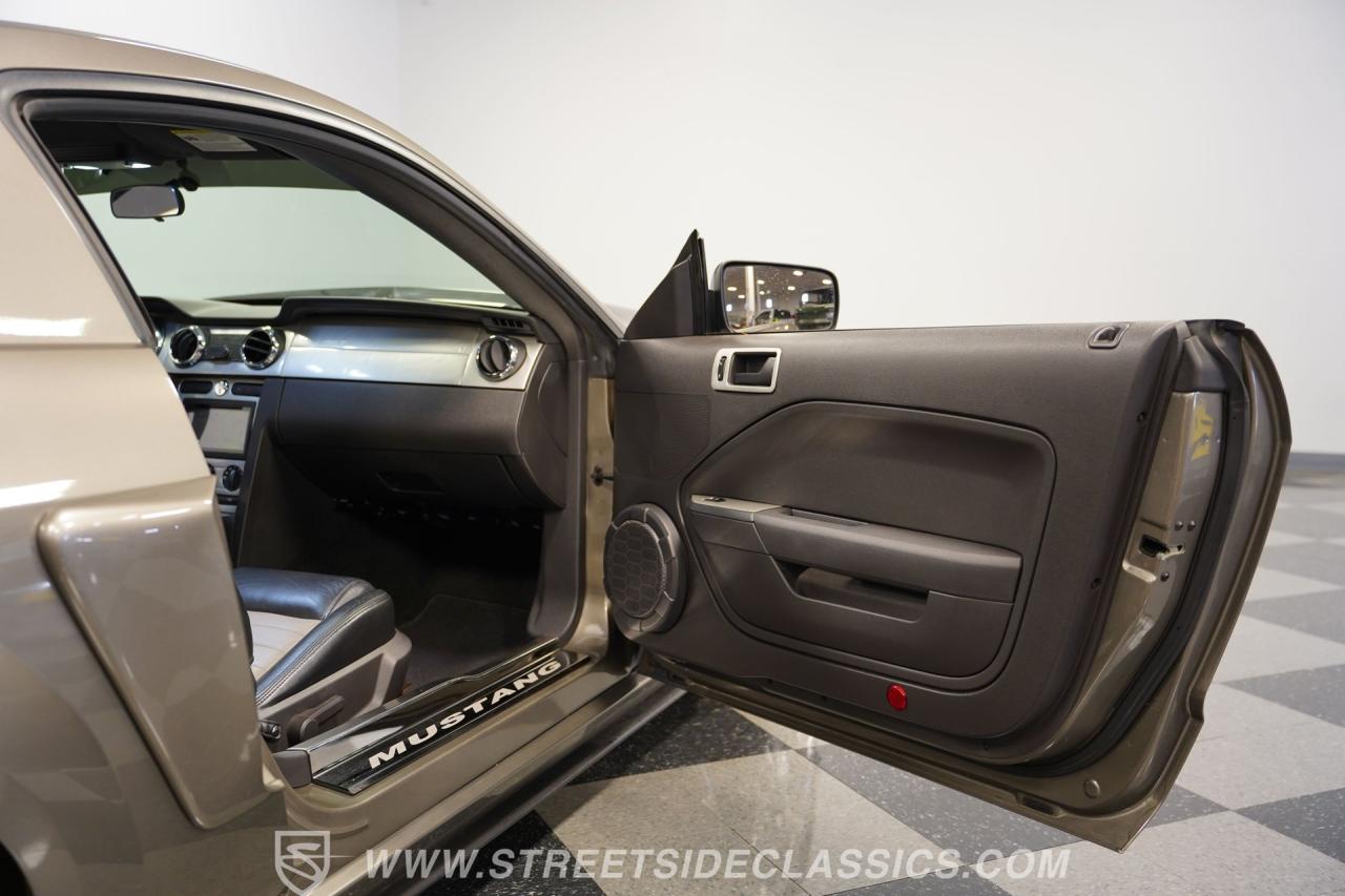 2005 Ford Mustang GT Supercharged
