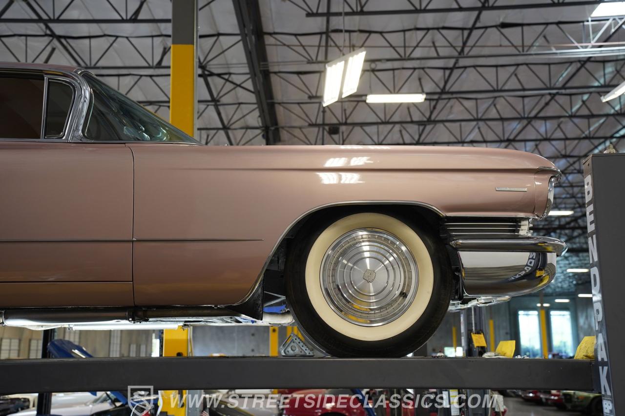 1960 Cadillac Series 62 Hardtop Sedan