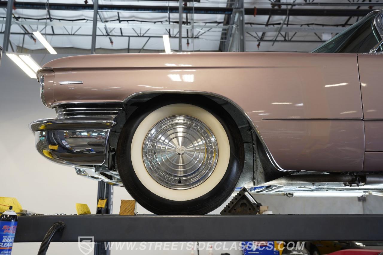 1960 Cadillac Series 62 Hardtop Sedan