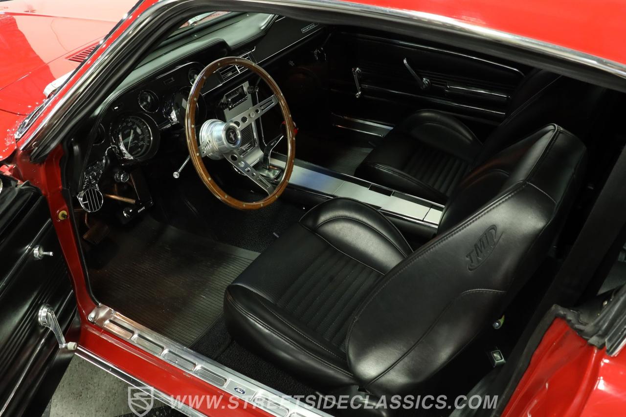1967 Ford Mustang Fastback Restomod