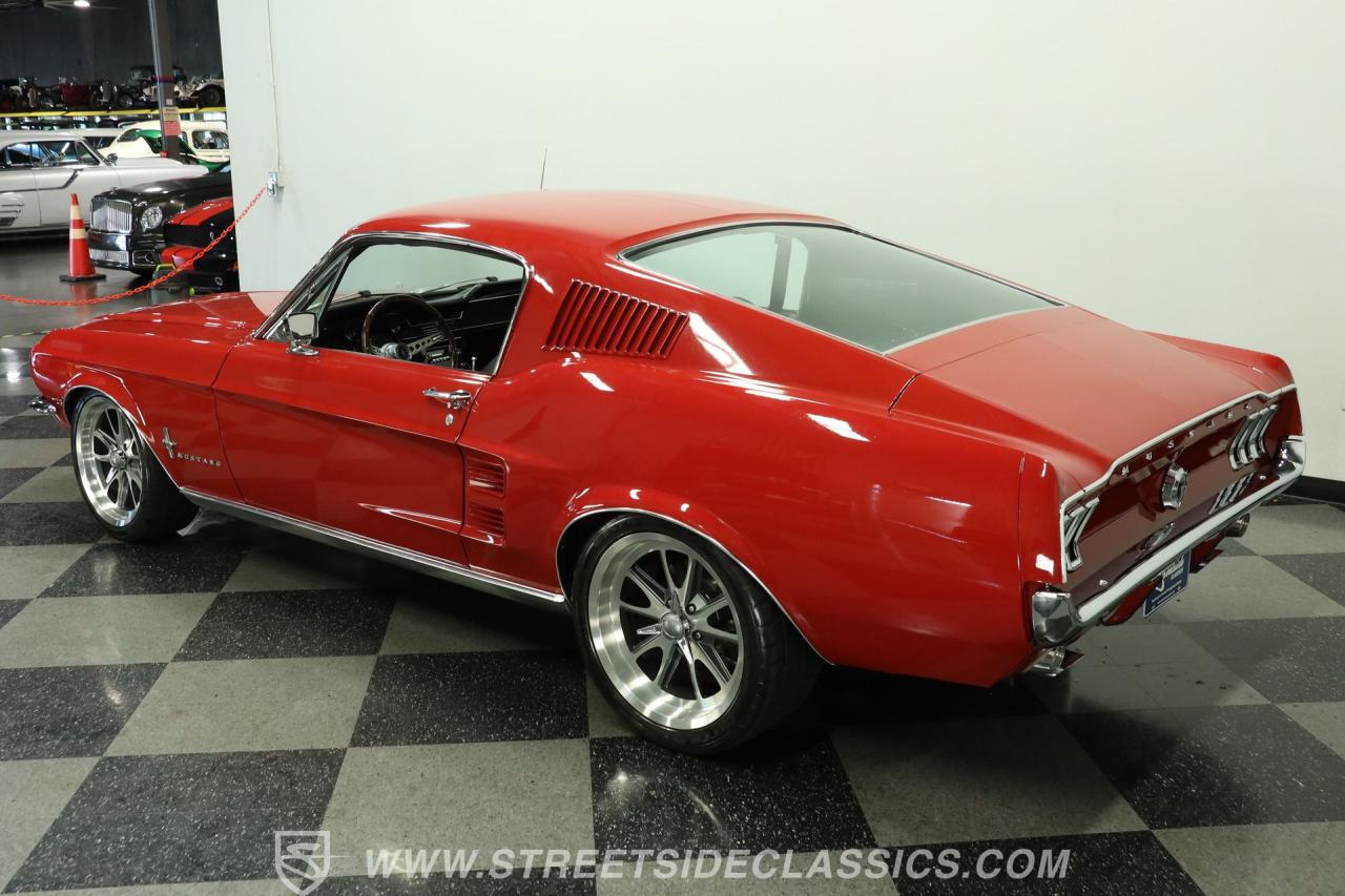 1967 Ford Mustang Fastback Restomod