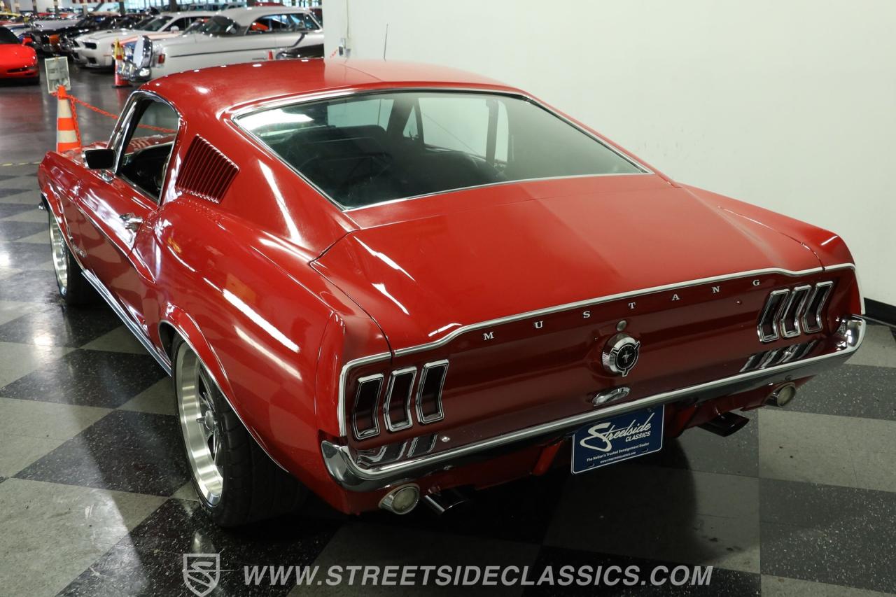 1967 Ford Mustang Fastback Restomod
