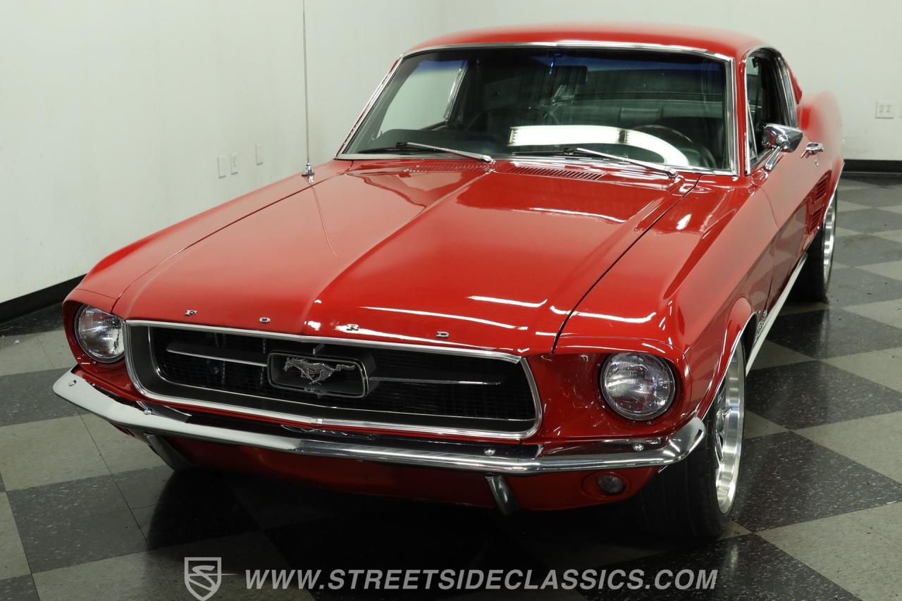 1967 Ford Mustang Fastback Restomod