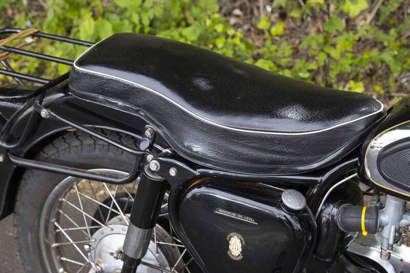 1957 BSA B33