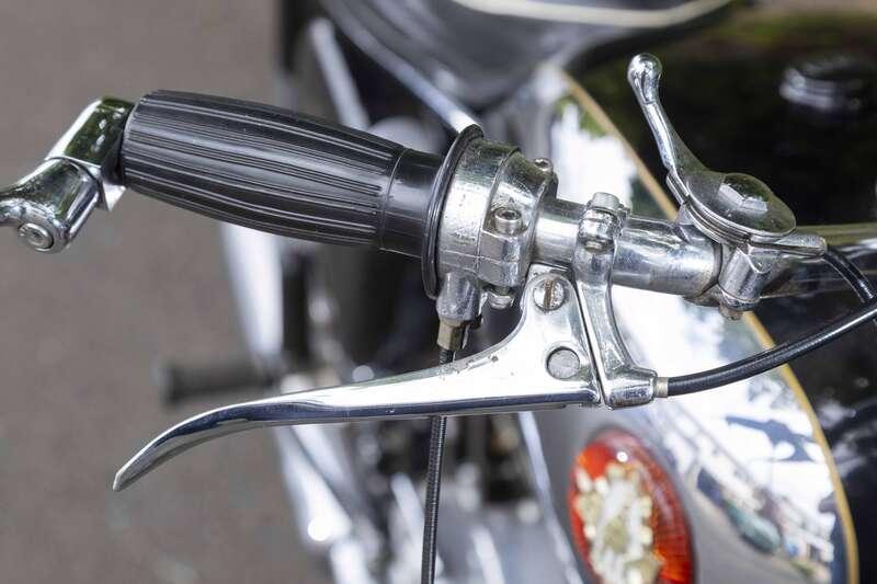 1957 BSA B33