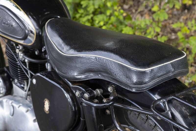 1957 BSA B33