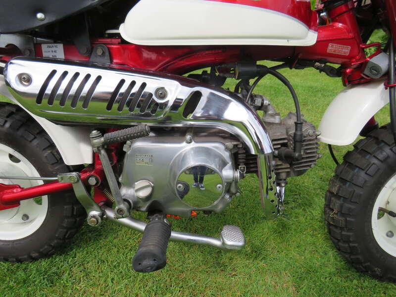 2000 Honda Z50 MILLENIUM LIMITED EDITION