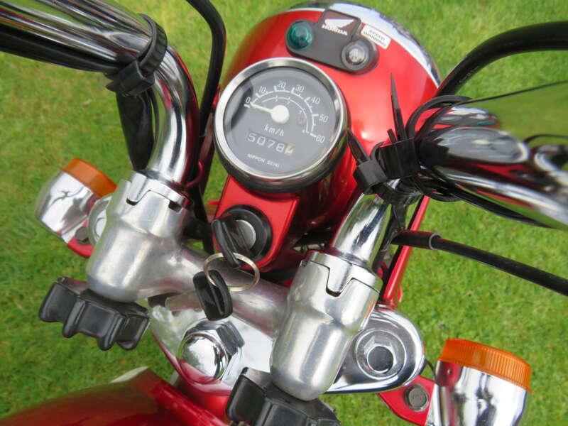 2000 Honda Z50 MILLENIUM LIMITED EDITION
