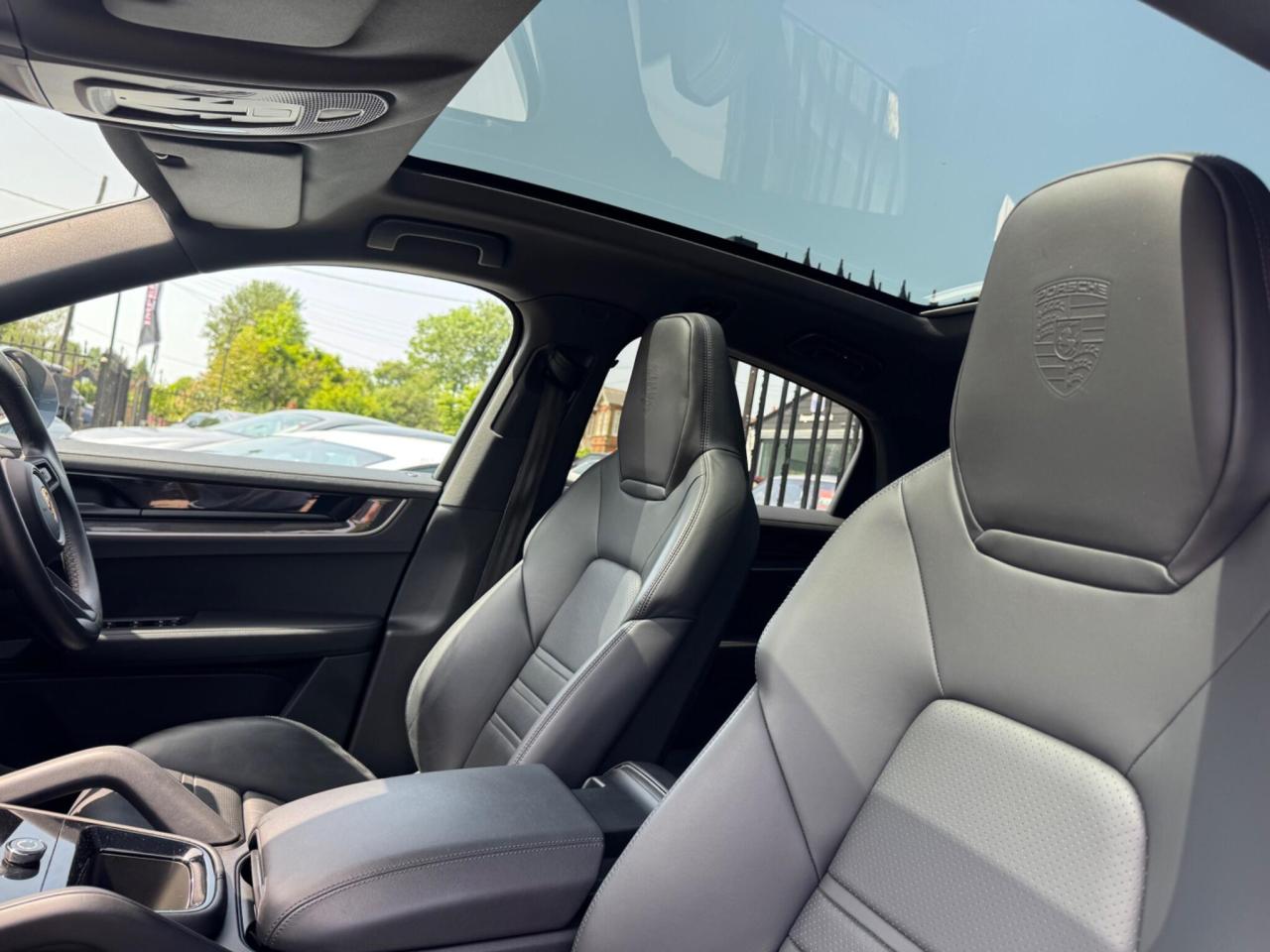 2023 Porsche 3.0 V6 E-Hybrid 25.9kWh TiptronicS 4WD Euro 6 (s/s) 5dr