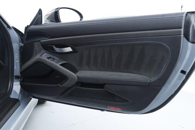 2023 Porsche 718 Cayman