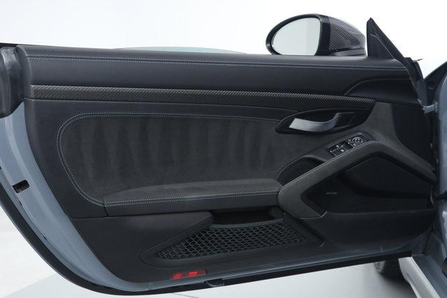 2023 Porsche 718 Cayman