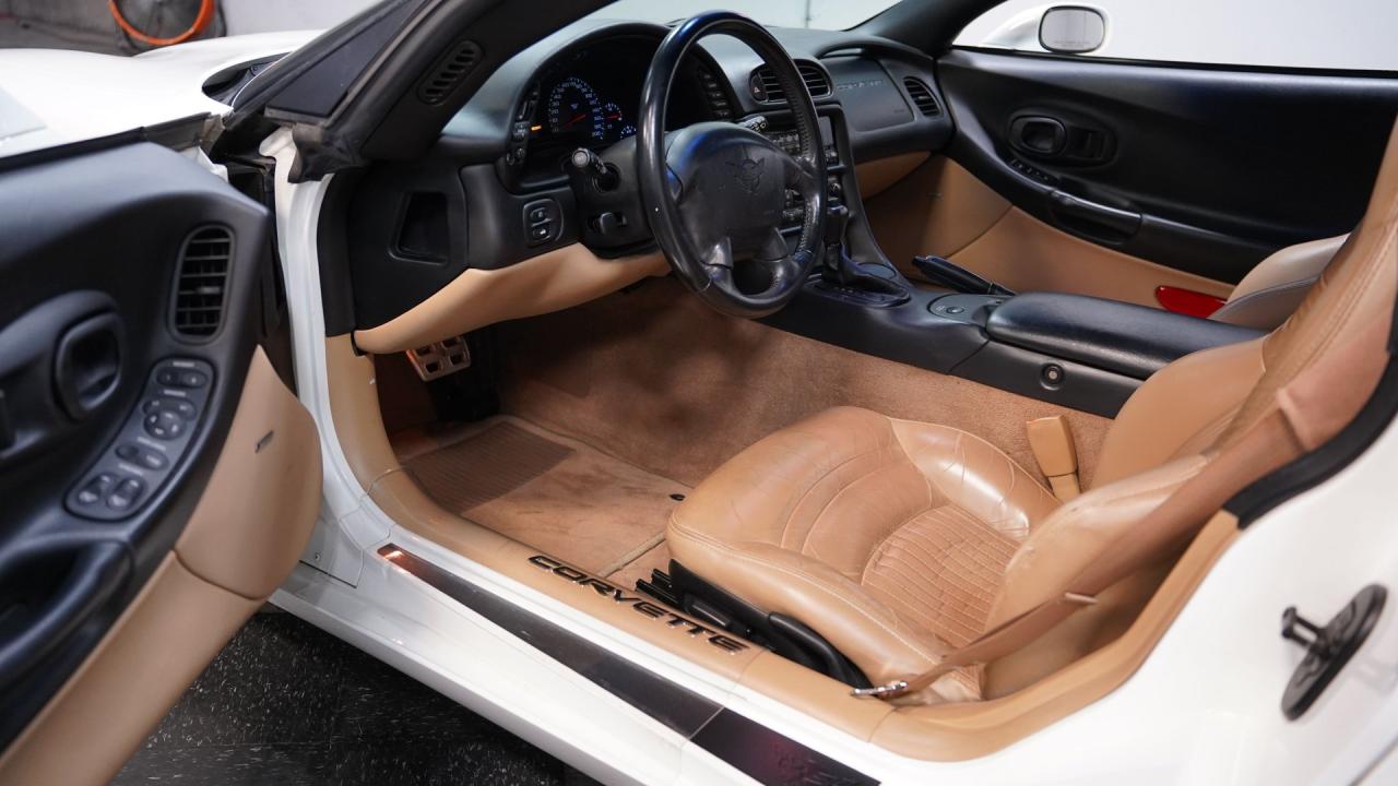 2004 Chevrolet Corvette