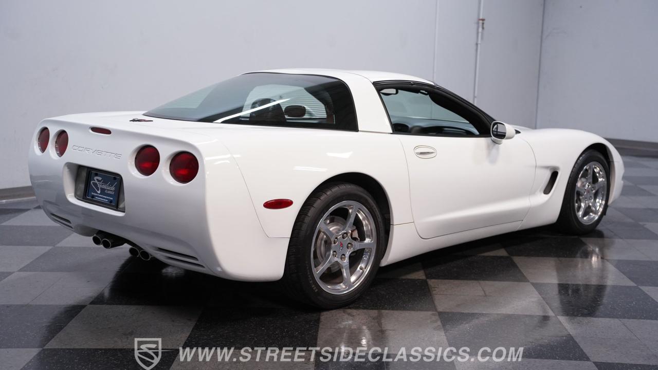 2004 Chevrolet Corvette