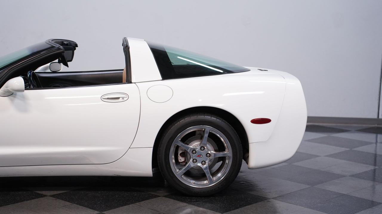2004 Chevrolet Corvette