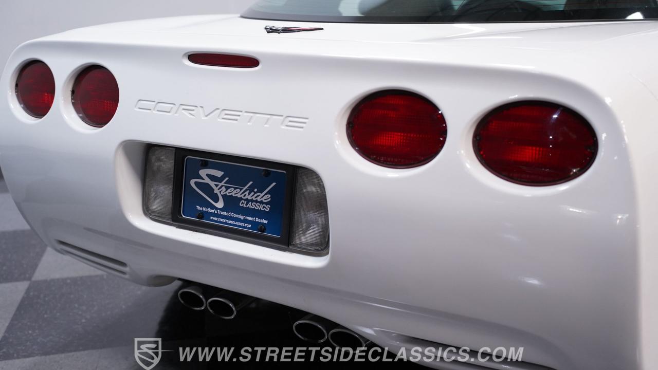 2004 Chevrolet Corvette