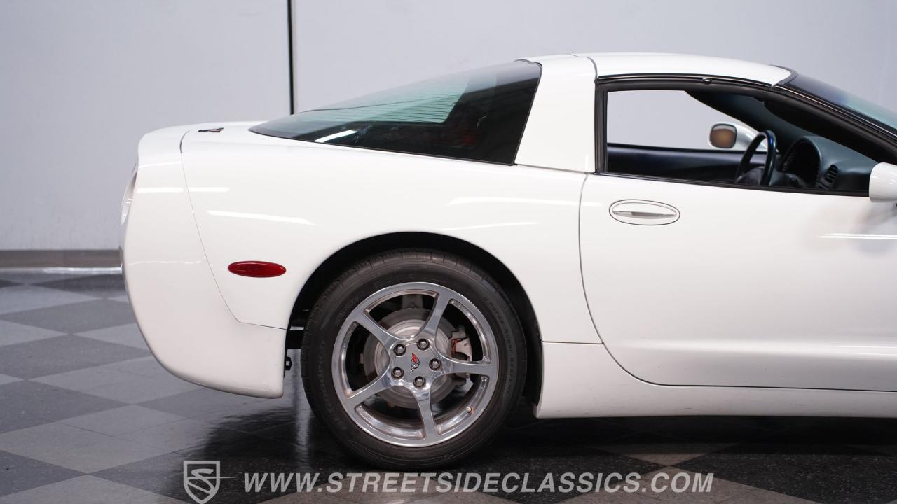 2004 Chevrolet Corvette