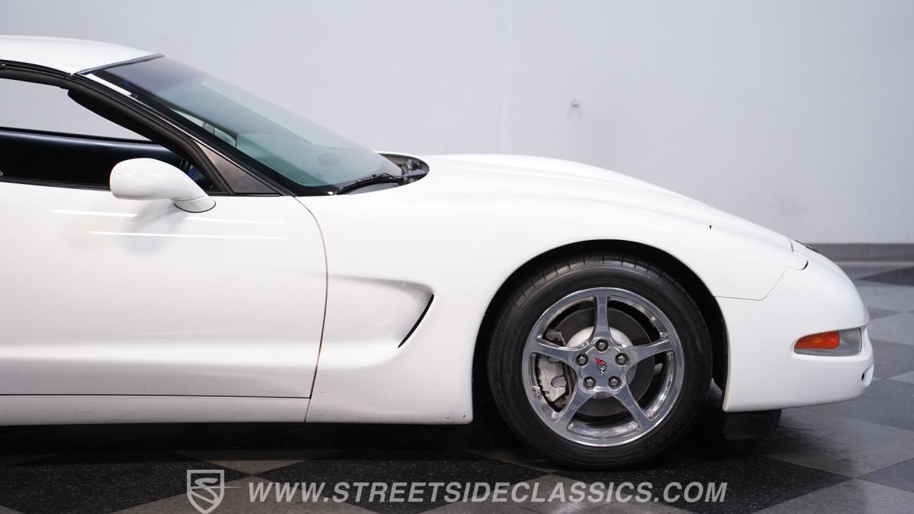 2004 Chevrolet Corvette