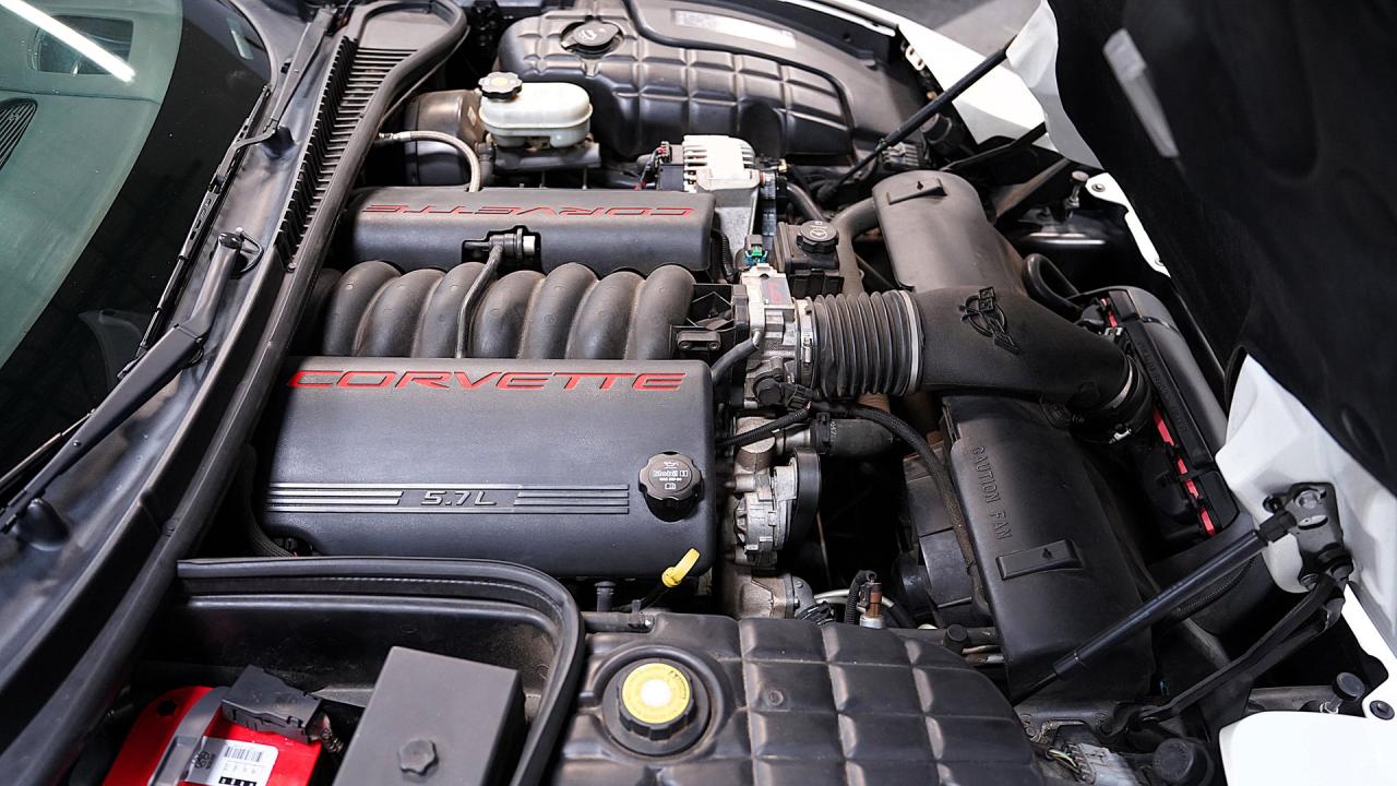 2004 Chevrolet Corvette