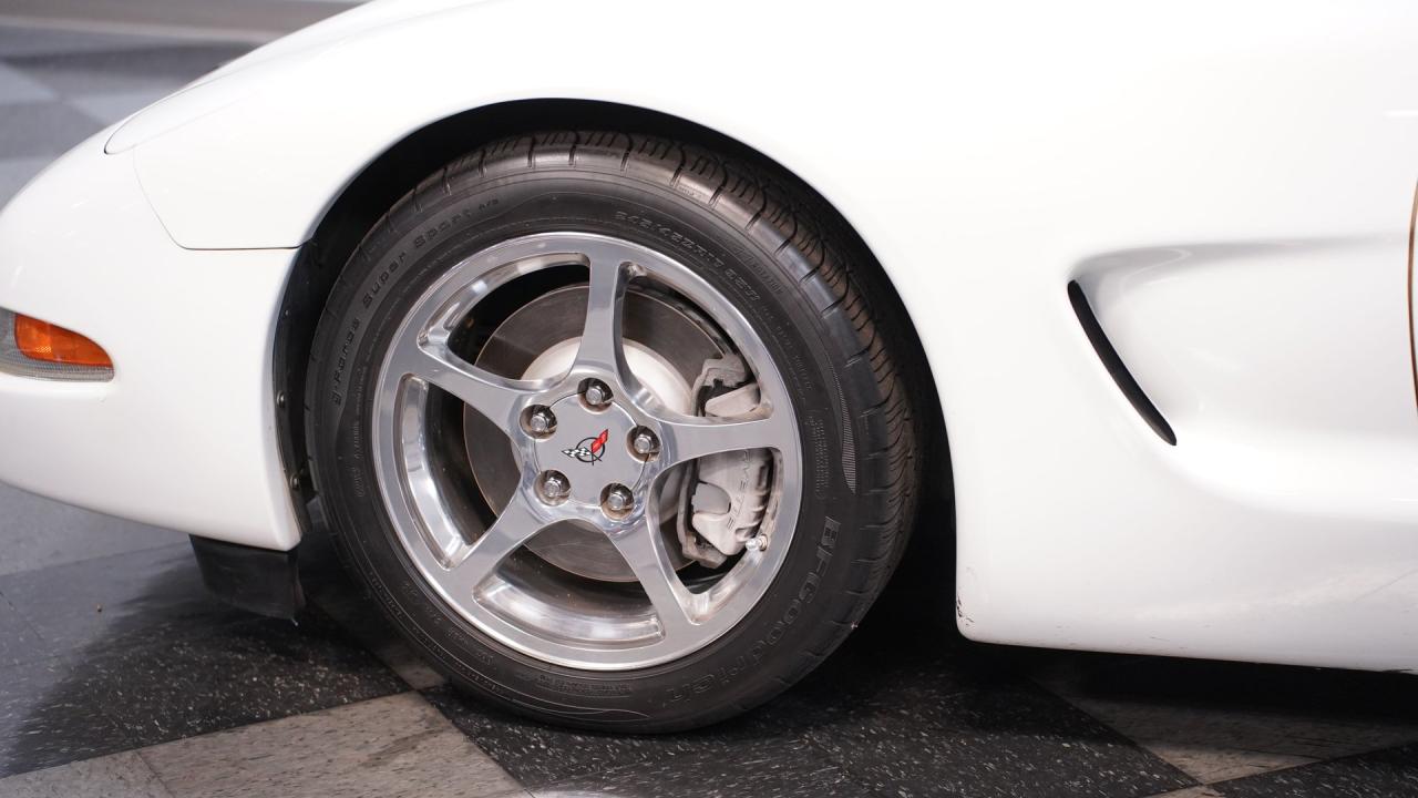 2004 Chevrolet Corvette