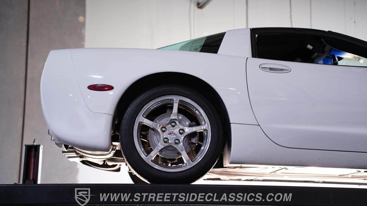 2004 Chevrolet Corvette