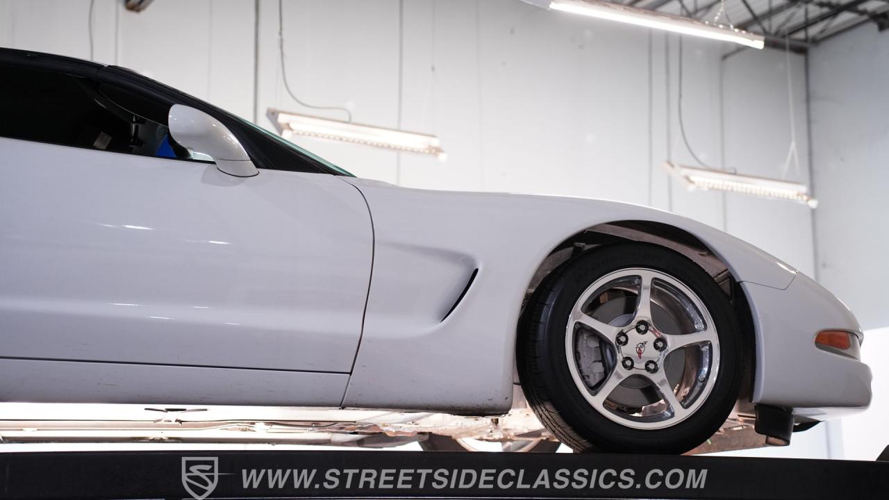 2004 Chevrolet Corvette