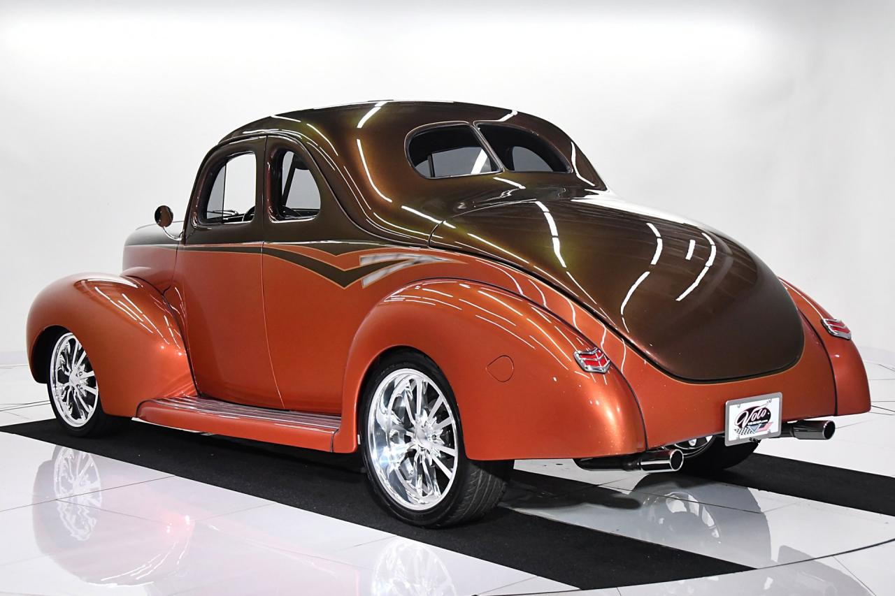 1940 Ford Deluxe